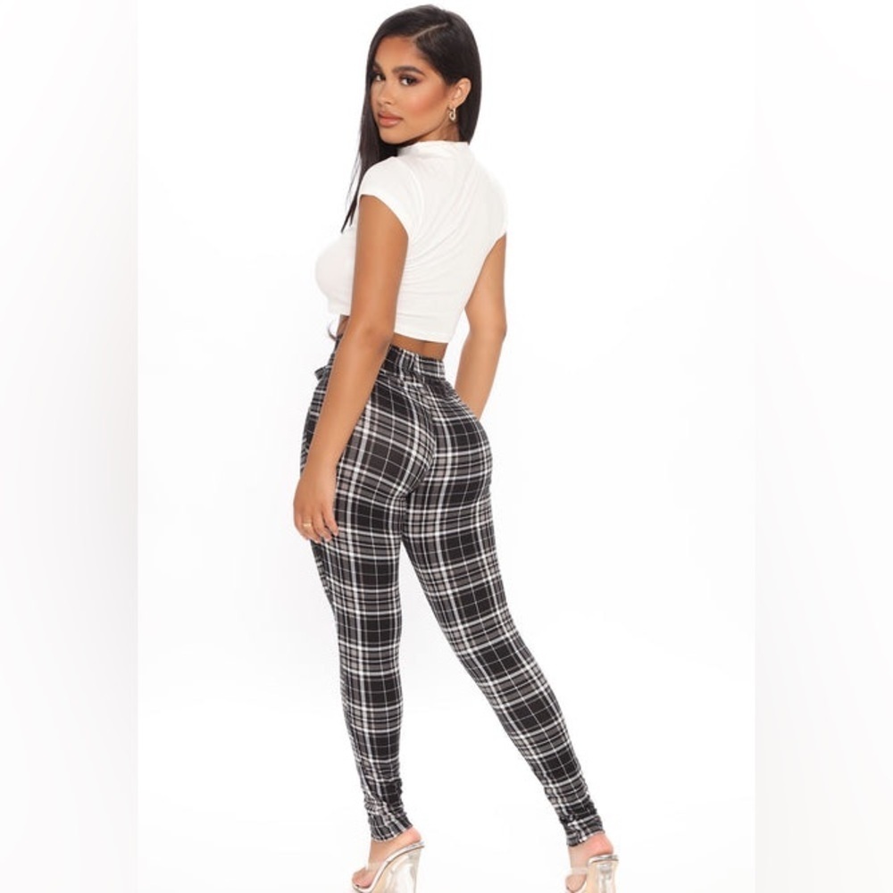 2/$15 Fashion Nova Black and White Plaid Skinny Leggings - Picture 2 of 6